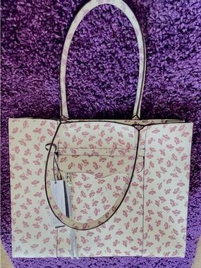 Rebecca Minkoff Berry Smoothie Saffriano tote bag . Medium size NWT